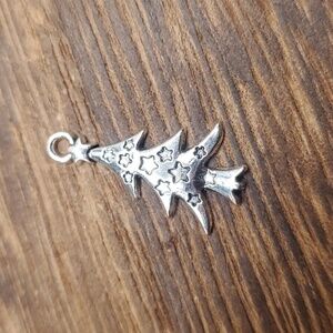 P112 Christmas tree seasonal charm